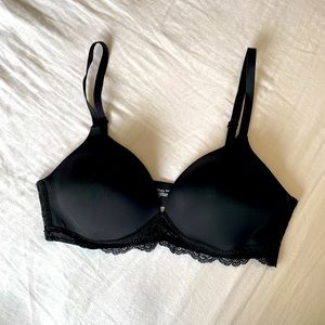 Wireless black lace bra